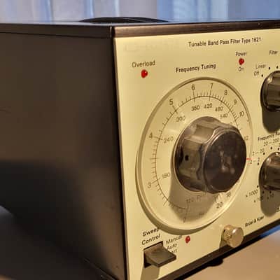Brüel & Kjaer Band Pass Filter Type 1621 1977 image 2