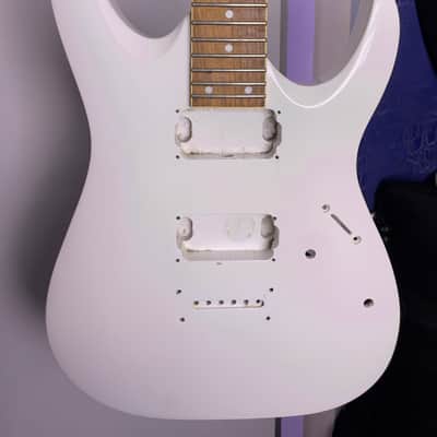 Ibanez RGA32 2010 - 2013 - White PROJECT GUITAR AS-IS image 3