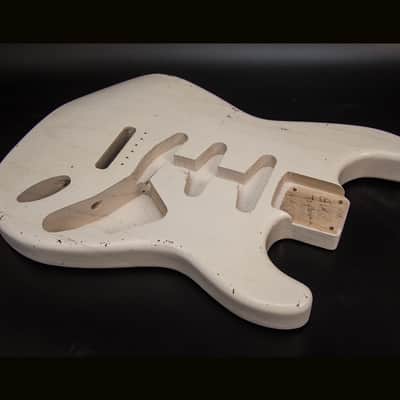 Guitar Mill S-Style Body / 1 Piece Paulownia / 1 lbs. 14 oz. / Nitrocellulose TruGrain™ 'Olympic White' / Closet Clean (#GIN-3941) image 2