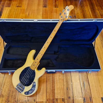 Vintage Music Man Stingray  '70s - White image 1