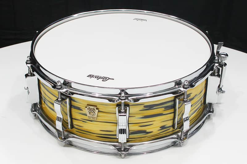 Ludwig Classic Maple 5" x 14" 10-Lug Snare Drum w/ VIDEO! Lemon Oyster Pearl image 1