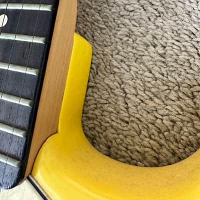 Original 2002 Fender Tom Delonge Limited Edition Stratocaster Strat Graffiti Yellow image 14