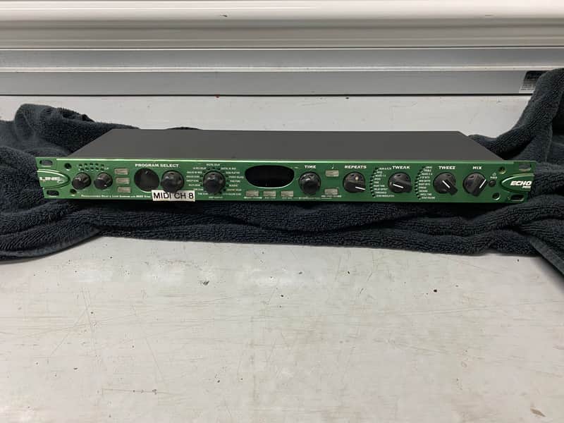 Line 6 Rack mount Echo Pro 2004 - Green image 1