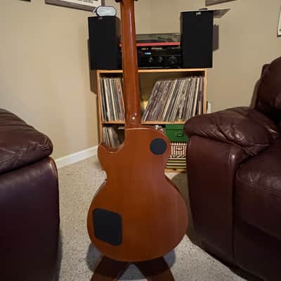 Gibson Les Paul Tribute 2018 - Faded Honey Burst image 4