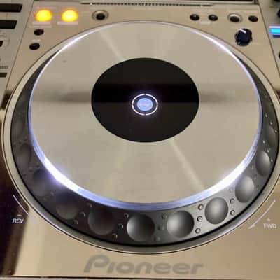 Pair of PIONEER CDJ-2000 NXS-M [limited edition]  2013 Platinum image 6