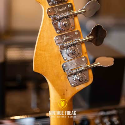 Fender Precision Bass 1969 - Sunburst image 9