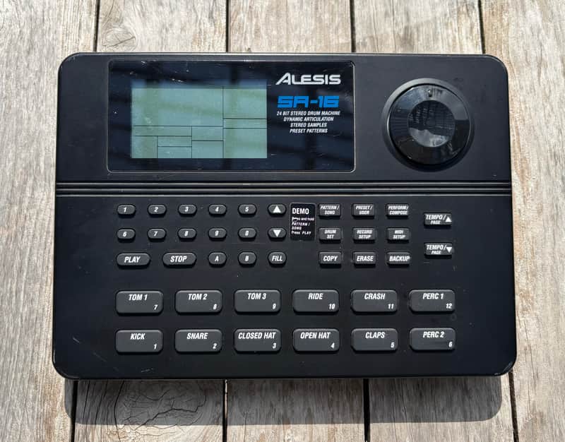 Alesis SR-16 Drum Machine 2010s - Black image 1