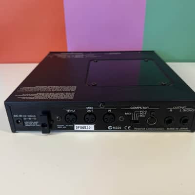 Roland JV-1010 64-Voice Synthesizer Module 1999 - 2003 - Black image 2