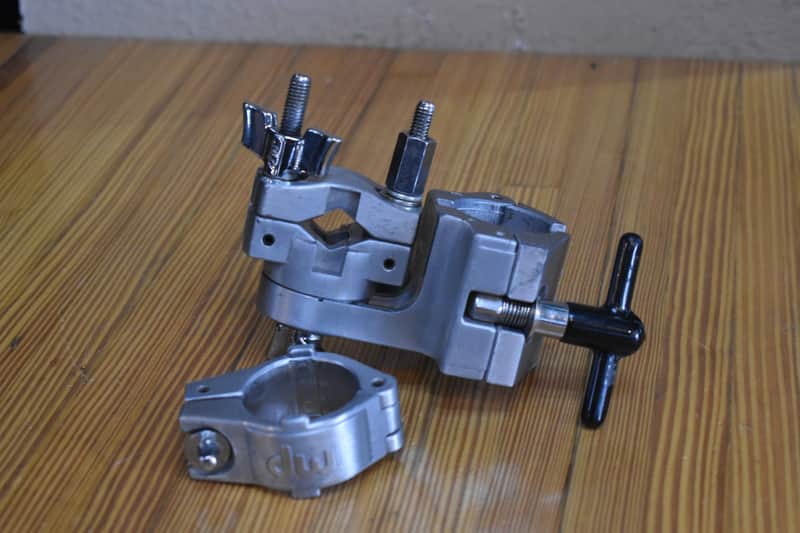 Used DW DWSMRKC15A 1.5 Rack Clamp w/ DW 1.5 Hinged Memory Lock image 1