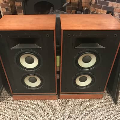 Klipsch KG4 vintage stereo speakers with oiled walnut cabinets shipping in the USA NOW available image 3