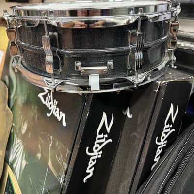 Ludwig LM404 Acrolite 5x14" 8-Lug Aluminum Snare Drum with Black/White Badge 1994 - 2012 - Black Galaxy image 6