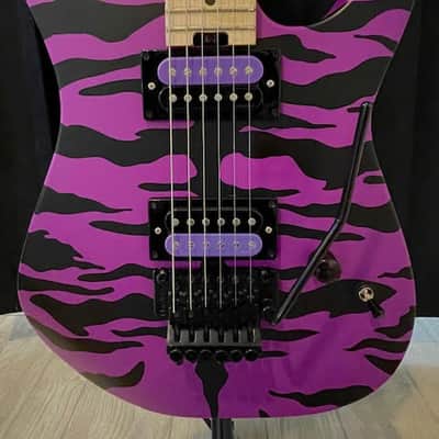 Charvel Satchel Signature Pro-Mod DK 2021 - Satin Purple Bengal image 6