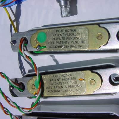 Fender Buddy Guy  Gold Lace Sensor  Pickup System White / Gold image 8