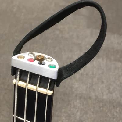 Traveler TB-4P Bass image 4