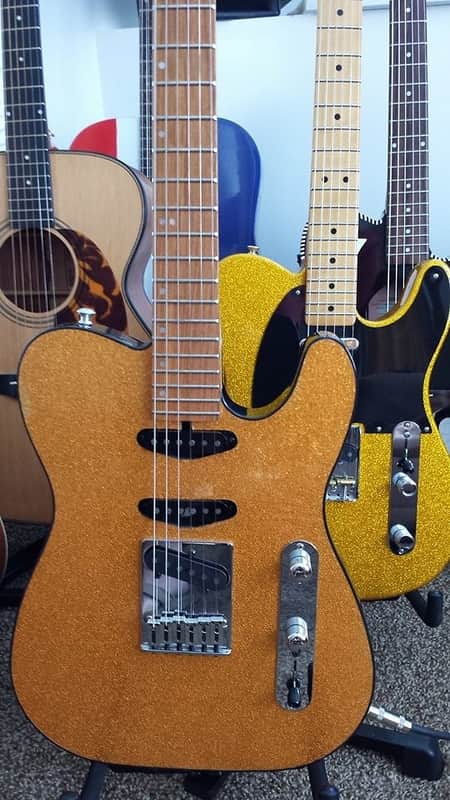 New price Washburn Laredo Custom Shop  90s Gold Burst/black 1 of 50 in this color image 1