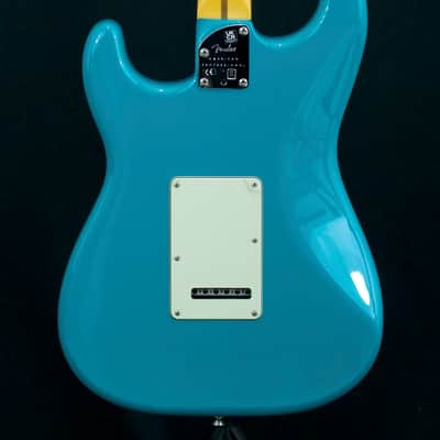 Fender  American Professional II Stratocaster  2023 - Miami Blue image 4