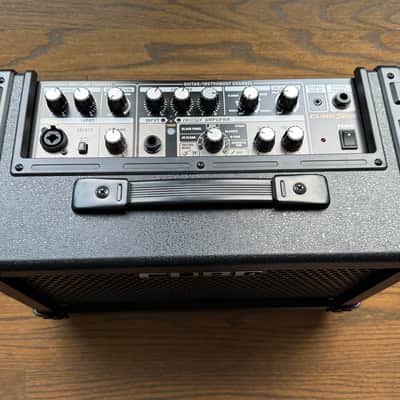 Roland Cube Street 2-Channel 2x2.5-Watt 2x6.5" Guitar Combo 2007 - 2021 - Black image 4