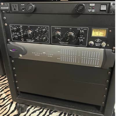 Furman PL-8 C Power Conditioner - Black image 2
