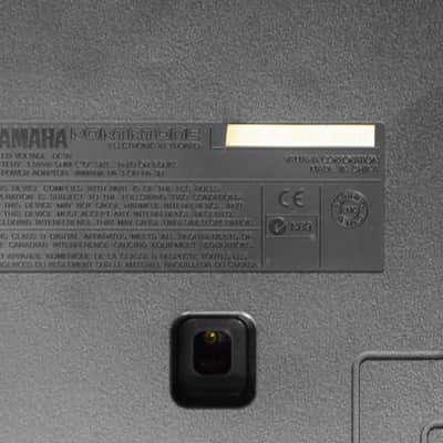Yamaha PSR-225 61-Key Portable Keyboard image 10
