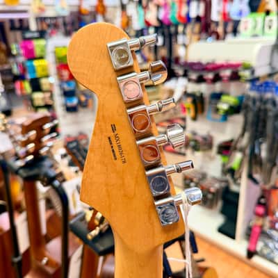✨MINT 2018✨ Fender Player Stratocaster HSS~ Buttercream Maple Neck + Gig Bag! image 11