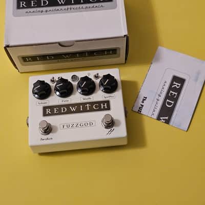 Red Witch Fuzz God II - White image 2