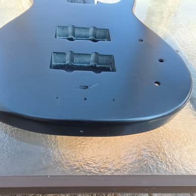 Peavey Millennium bass 5 body only - Charcoal Metallic image 2