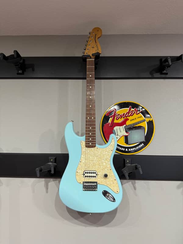 Fender Tom DeLonge Artist Series Signature Stratocaster 2002 - Daphne Blue image 1