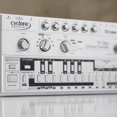 Cyclone Analogic Bass Bot TT-303 Mk1 Analog Synthesizer #57532 image 20