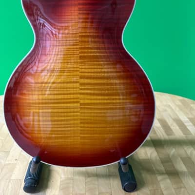 Gibson Les Paul Supreme Sunburst image 6