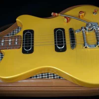 Powers Electric A-Type Select Flame Transparent in Saffron Yellow Metallic image 4