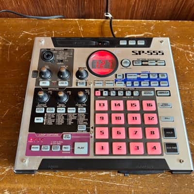 Roland SP-555 Creative Sampler with Performance Effects w/ power supply image 2