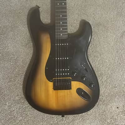 Squier HSS Bullet Strat 2021 image 4