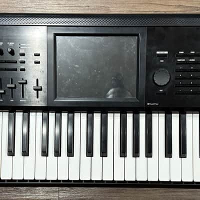 Korg KRONOS 2 61-Key Digital Synthesizer Workstation 2014 - Present - Black/Wood image 1