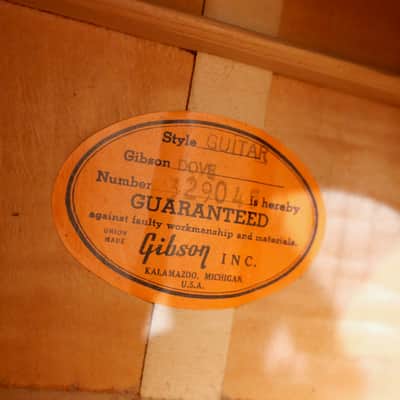 Gibson Dove 1965 - Sunburst image 19