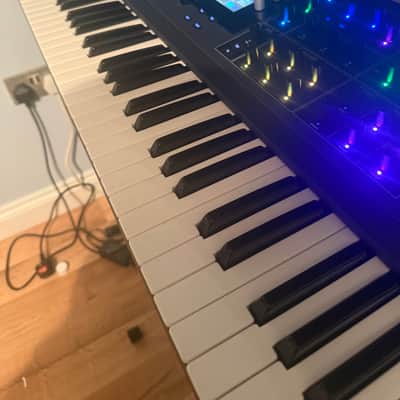 Waldorf Quantum 61-Key Hybrid Synthesizer 2017 - Present - Black image 2