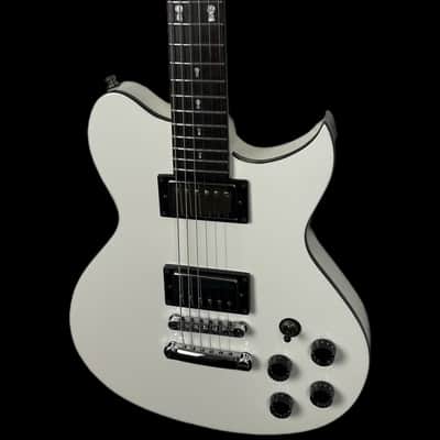 Washburn WI26 Joe Trohman Fall Out Boy Signature Guitar image 5