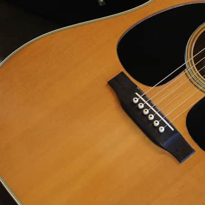 1974 Martin D-28 Dreadnought Acoustic Guitar Natural + HSC image 4