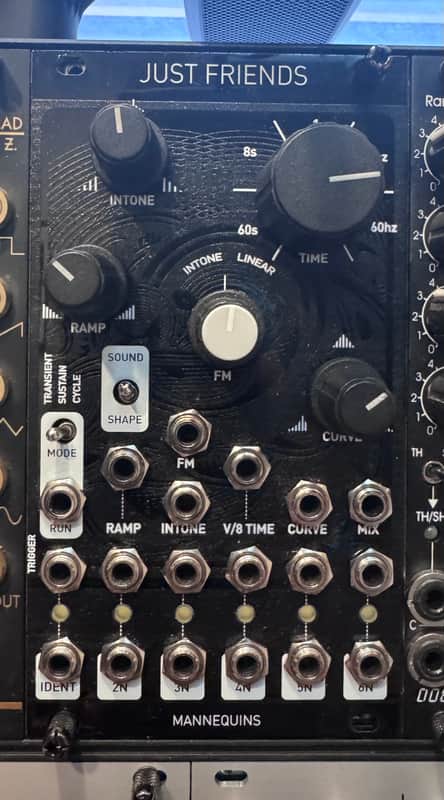 Mannequins Just Friends V2