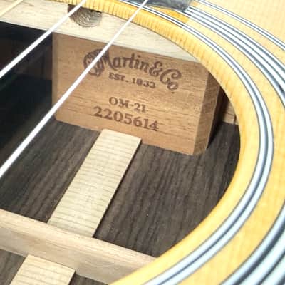 2017 Martin OM-21 – Natural image 11