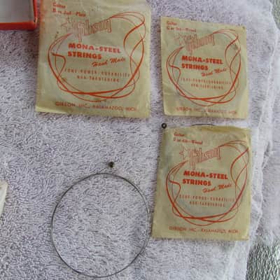 Gibson Mona-Steel Guitars Strings In Box 1950's Era Gibson Mona-Steel Guitars Strings In Box With 4 Strings Case Candy image 4