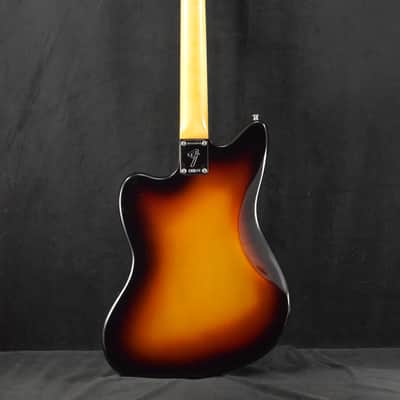 Mint Fender American Vintage II 1966 Jazzmaster Rosewood Fingerboard 3-Color Sunburst image 8