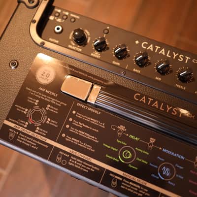 Line 6 Catalyst 100 2-Channel 100-Watt 1x12 Modeling Guitar Combo- Black image 4