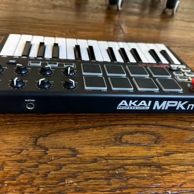 Akai MPK Mini MKII 25-Key MIDI Controller image 4