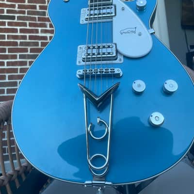 Gretsch Custom Shop Masterbuilt G6134CST Baritone Penguin NOS Lake Placid Blue With Case image 9