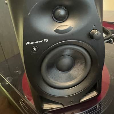 Pioneer DM-40D BT Active Studio Monitors with Bluetooth (Pair) 2022 - Present - Black image 14