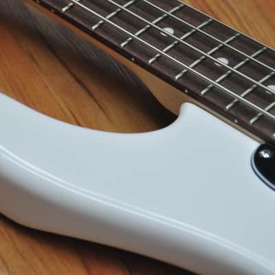 G&L Tribute SB-2 Gloss White image 9