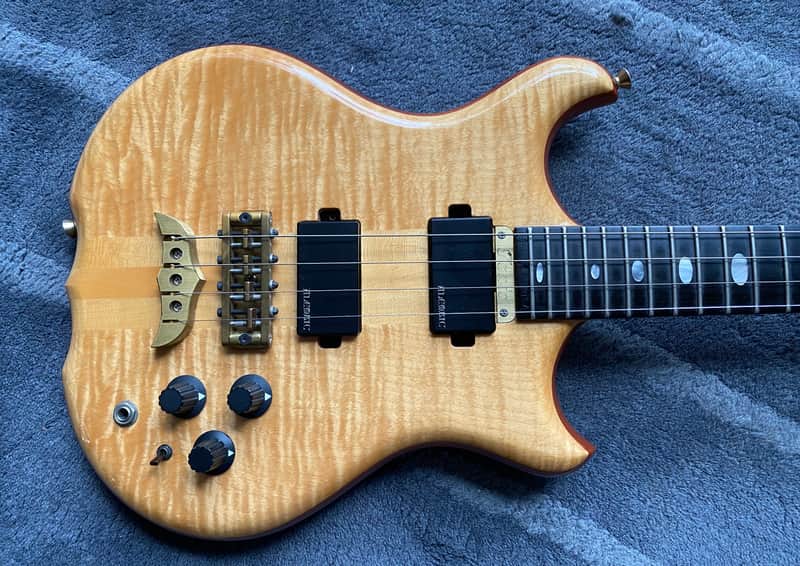 Alembic EvH Piccolo Bass image 1
