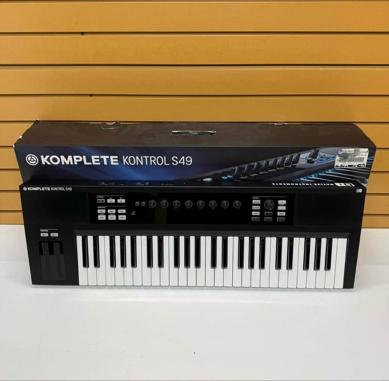Native Instruments Komplete Kontrol S49 Keyboard Controller