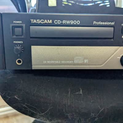 TASCAM CD-RW900 2008-present - Black image 2