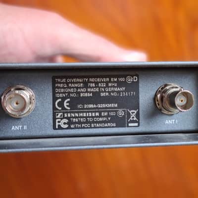 Sennheiser Sennheiser EM300 G2 D True Diversity Receiver – 786–822 MHz – Pro Unit – Low Price Deal image 6